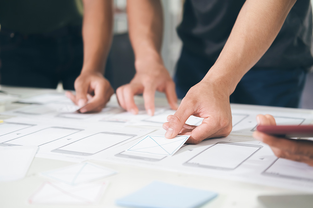 未來(lái)五年企業(yè)網(wǎng)站如何打造藝術(shù)感與商業(yè)價(jià)值的設(shè)計(jì)新范式